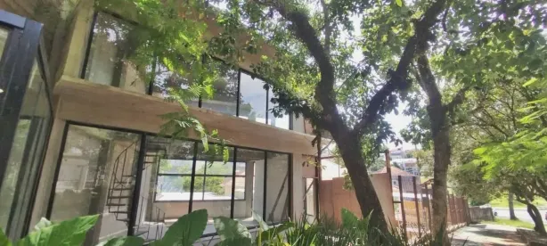 Ponto Comercial para alugar, 180m² no Chácara das Pedras, Porto Alegre