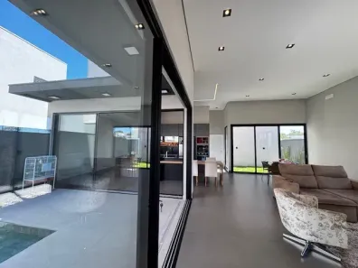 Casa de Condomínio com 2 Quartos à venda, 174m² no Residencial Villa de León, Piratininga