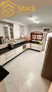 Sobrado com 3 Quartos à venda, 320m² no Jardim do Lago, Jundiaí