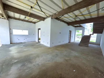Casa de Condomínio com 4 Quartos à venda, 250m² no Ponta Negra, Manaus