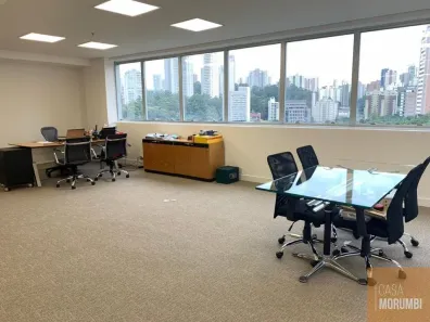 Sala Comercial à venda, 125m² no Vila Andrade, São Paulo