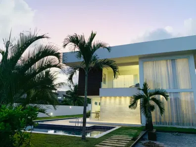 Casa de Condomínio com 5 Quartos à venda, 340m² no Busca Vida (Abrantes), Camaçari