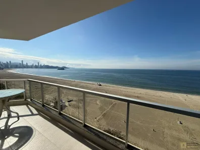 Apartamento com 4 Quartos para alugar, 190m² no Centro, Balneário Camboriú