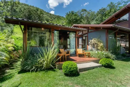 Casa de Condomínio com 3 Quartos à venda, 200m² no Cuiabá, Petrópolis