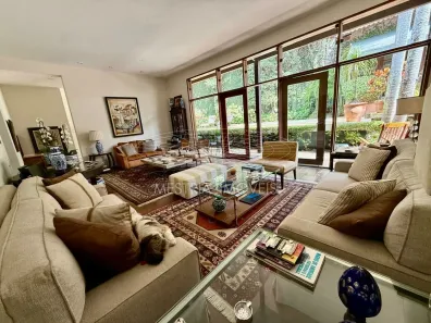 Casa com 3 Quartos à venda, 320m² no Jardim Guedala, São Paulo