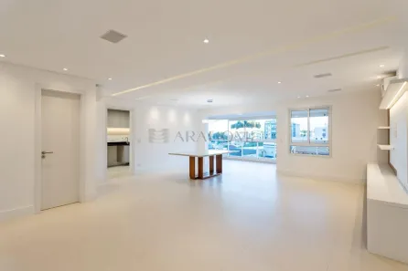 Apartamento com 4 Quartos à venda, 158m² no Água Verde, Curitiba