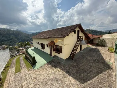 Casa com 11 Quartos à venda, 242m² no Pimenteiras, Teresópolis