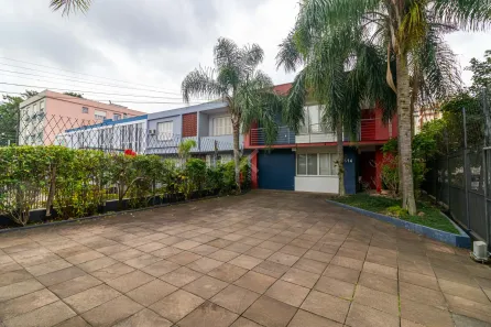 Imóvel Comercial para venda ou aluguel, 417m² no Menino Deus, Porto Alegre