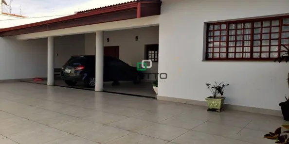Casa com 3 Quartos à venda, 225m² no Jardim Amélia, Americana