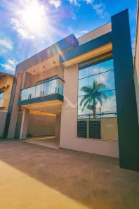 Sobrado com 4 Quartos à venda, 230m² no Parque Anhanguera, Goiânia