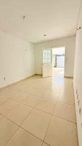 Casa com 2 Quartos à venda, 88m² no Vila Júlia, Poá