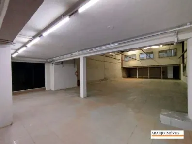 Ponto Comercial para alugar, 610m² no Santa Efigênia, Belo Horizonte
