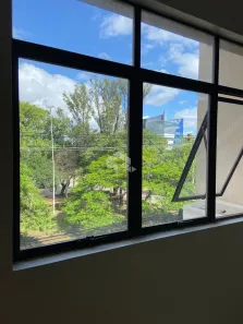 Sala Comercial à venda, 27m² no São João, Porto Alegre