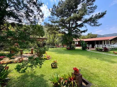 Casa de Condomínio com 5 Quartos à venda, 203m² no Carlos Guinle, Teresópolis