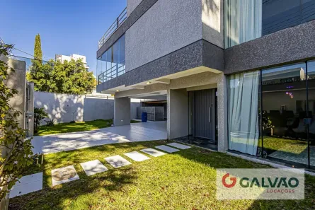 Sobrado com 3 Quartos para alugar, 236m² no Santa Quitéria, Curitiba