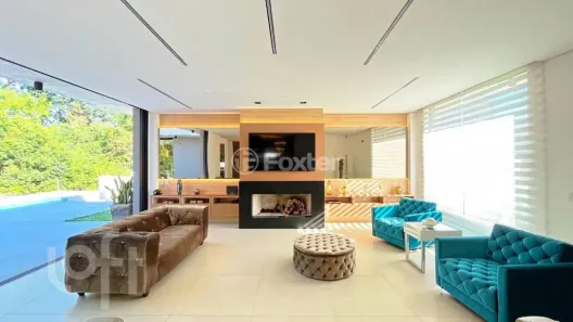 Casa de Condomínio com 4 Quartos à venda, 340m² no Vila Nova, Porto Alegre