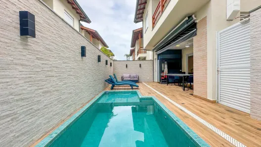 Sobrado com 3 Quartos à venda, 170m² no Bairro de Juquehy, São Sebastião