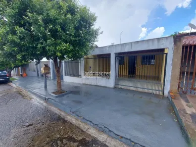 Casa com 4 Quartos à venda, 116m² no Residencial Abussafe II, Londrina