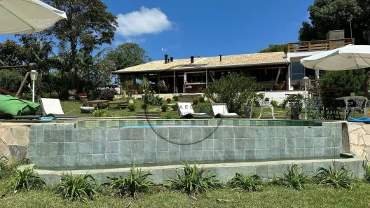 Fazenda/Sítio com 9 Quartos à venda, 600m² no centro, Joanópolis