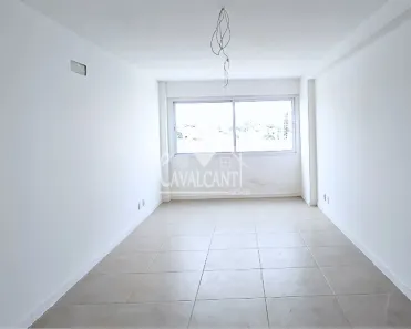Sala Comercial à venda, 27m² no Centro, Itaboraí