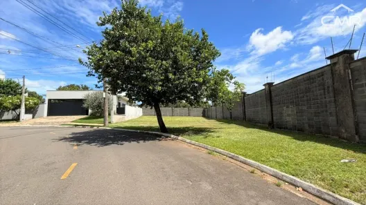Lote/Terreno à venda, 333m² no Jardim Caxambu, Piracicaba