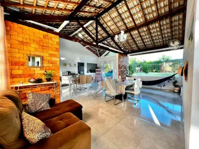Fazenda/Sítio com 4 Quartos à venda, 371m² no Ribeirãozinho, Alambari