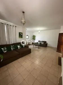 Casa com 3 Quartos à venda, 176m² no Tubalina, Uberlândia