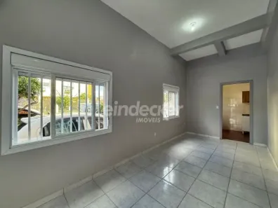 Casa com 2 Quartos para alugar, 50m² no Santa Maria Goretti, Porto Alegre