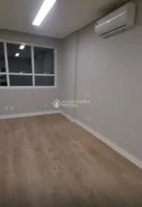 Sala Comercial à venda, 32m² no Baeta Neves, São Bernardo do Campo