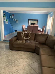 Sobrado com 4 Quartos à venda, 240m² no Vila Tesouro, São José dos Campos