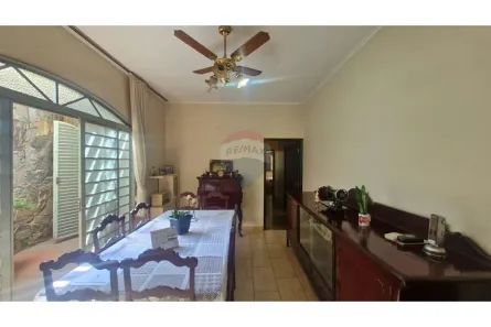 Casa com 3 Quartos à venda, 225m² no Jardim Anhangüera, Ribeirão Preto