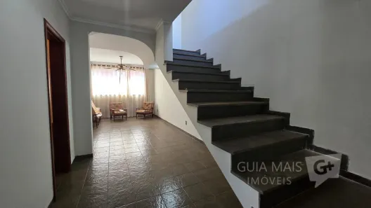 Casa com 3 Quartos à venda, 191m² no Vila Tibério, Ribeirão Preto