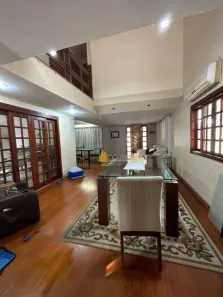 Casa com 4 Quartos à venda, 202m² no Piratininga, Niterói
