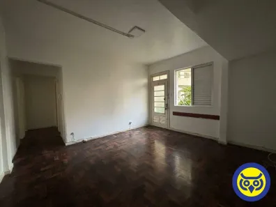Apartamento com 3 Quartos para alugar, 70m² no Centro, Florianópolis