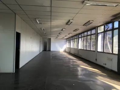 Sala Comercial para alugar, 240m² no Piraporinha, Diadema