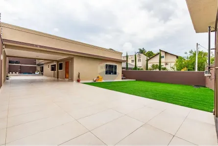 Casa com 6 Quartos à venda, 315m² no Uberaba, Curitiba