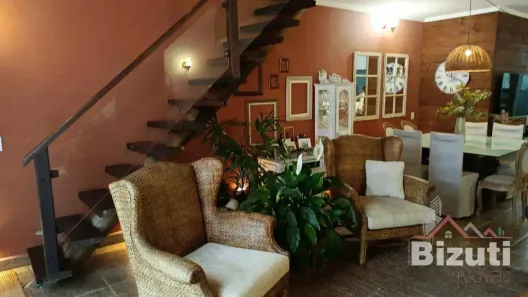 Casa com 2 Quartos para alugar, 230m² no Jardim do Lago, Jundiaí