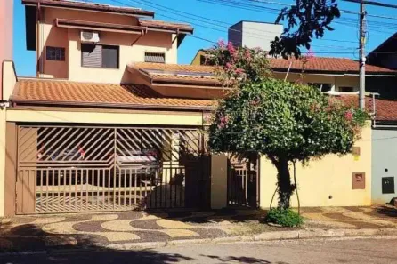 Sobrado com 4 Quartos à venda, 272m² no Parque das Flores, Campinas
