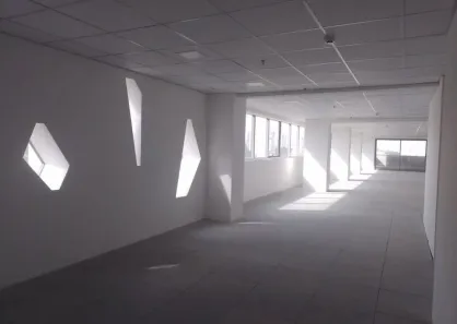 Sala Comercial para alugar, 316m² no Jardim Caravelas, São Paulo