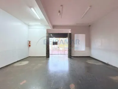 Ponto Comercial para alugar, 120m² no Guará II, Brasília