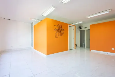 Ponto Comercial com 3 Quartos para alugar, 150m² no Cidade Satélite Santa Bárbara, São Paulo
