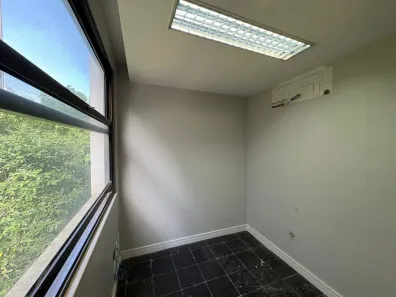 Sala Comercial à venda, 32m² no Copacabana, Rio de Janeiro