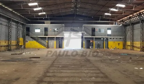Galpão/Depósito/Armazém para alugar, 1800m² no Lageadinho, Cotia
