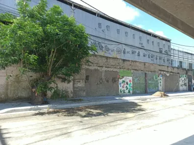 Galpão/Depósito/Armazém para alugar, 1000m² no Vista Alegre, São Gonçalo