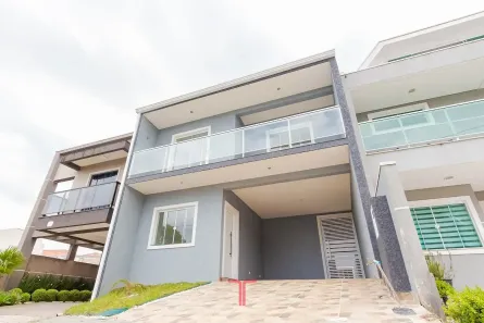 Casa com 3 Quartos à venda, 261m² no Cidade Industrial, Curitiba