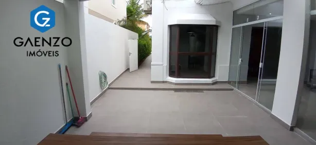 Casa de Condomínio com 3 Quartos à venda, 200m² no Tamboré, Santana de Parnaíba