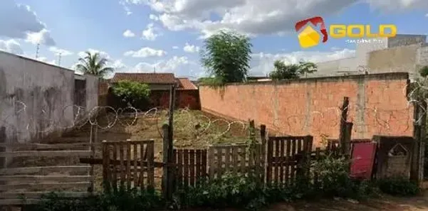 Lote/Terreno à venda, 240m² no Planalto, Uberlândia