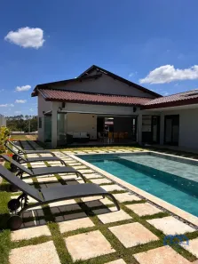 Fazenda/Sítio com 4 Quartos à venda, 1000m² no , Mairinque