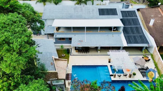 Casa de Condomínio com 6 Quartos para venda ou aluguel, 664m² no Jardim Marilu, Carapicuíba