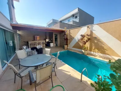 Sobrado com 4 Quartos à venda, 300m² no Jardim Residencial Golden Park, Jacareí